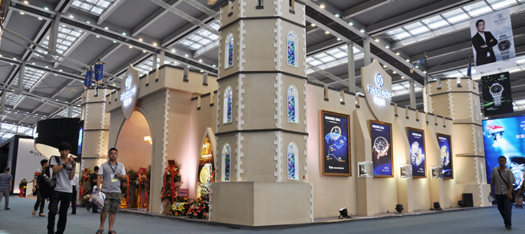 以“商務(wù)騎士”主題，閃耀參展第25屆中國(guó)（深圳）國(guó)際鐘表展。