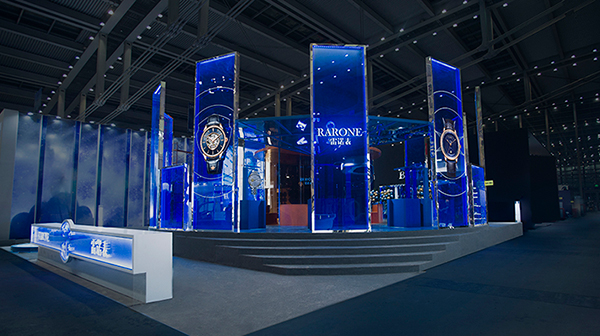 3.雷諾表以全新的品牌理念“御時(shí)而行”為主題，筑夢(mèng)國(guó)表中國(guó)制造新紀(jì)元